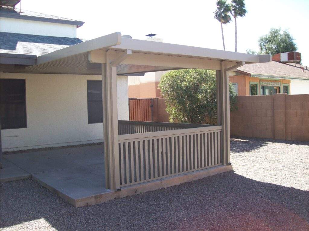 Lattice_Privacy_Wall_Liberty_Awnings_&_Shades_05.JPG