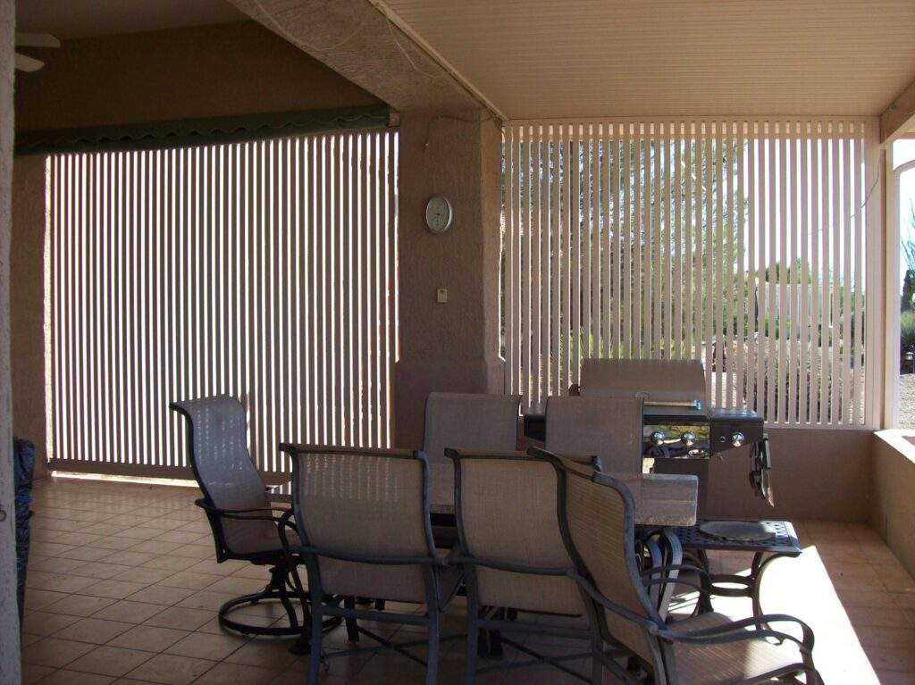 Lattice_Privacy_Wall_Liberty_Awnings_&_Shades_07.JPG